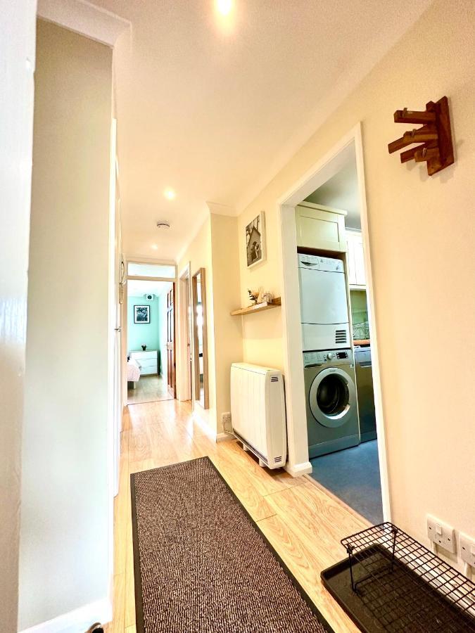 Heart Of Windsor Apartment Екстериор снимка